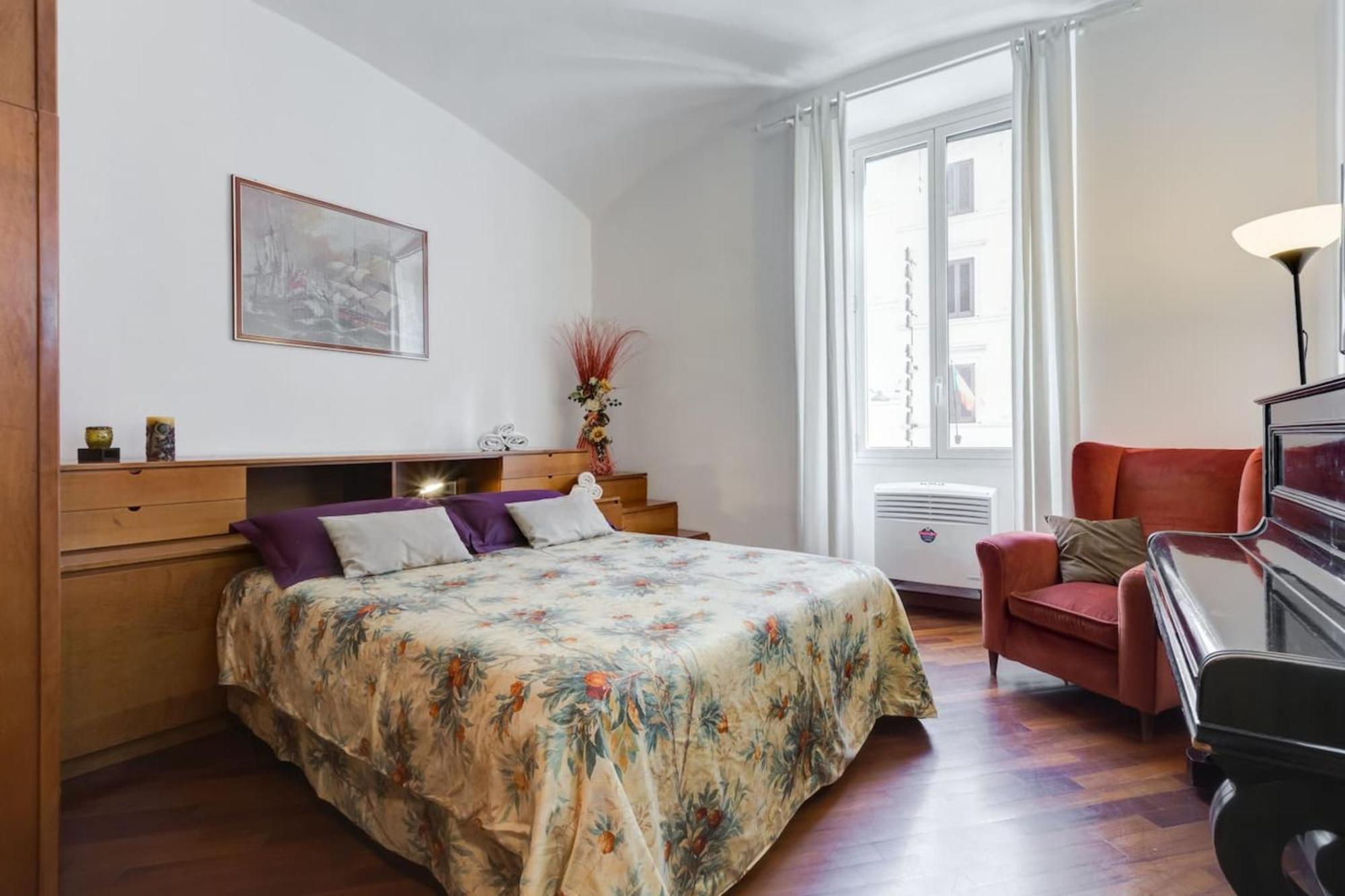 Apartment Modern In With Balcony And View *